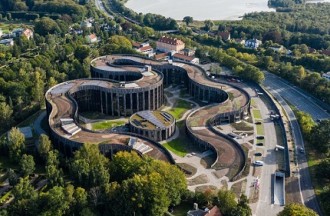 Новый eco-friendly кампус с фасадом ROCKPANEL привлекает внимание архитекторов мира